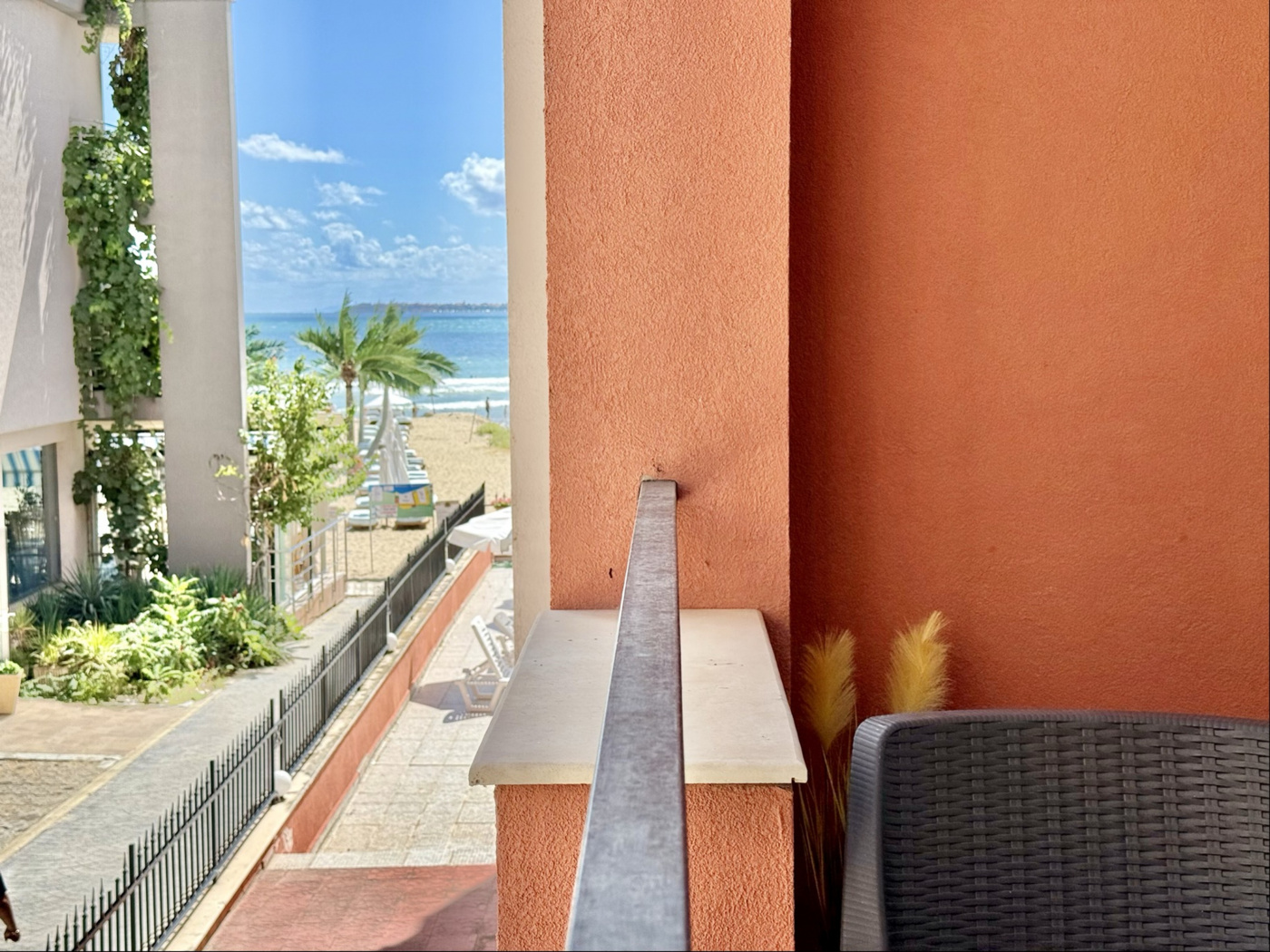 Carina Beach апартамент B206
