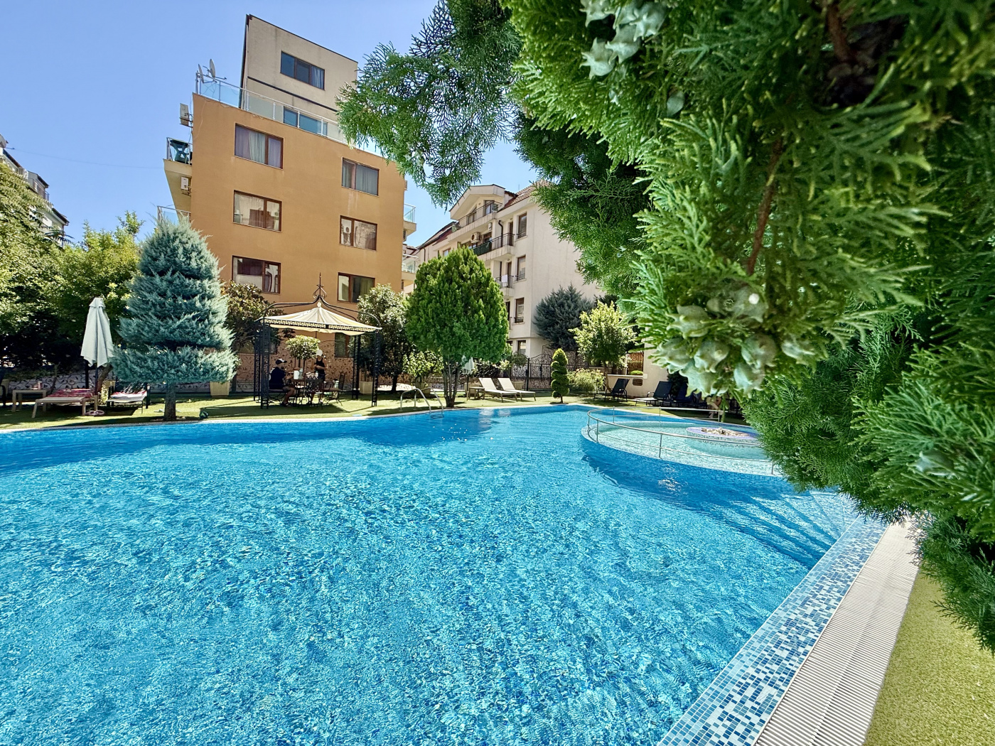 Emerald Paradise Апарт-отель