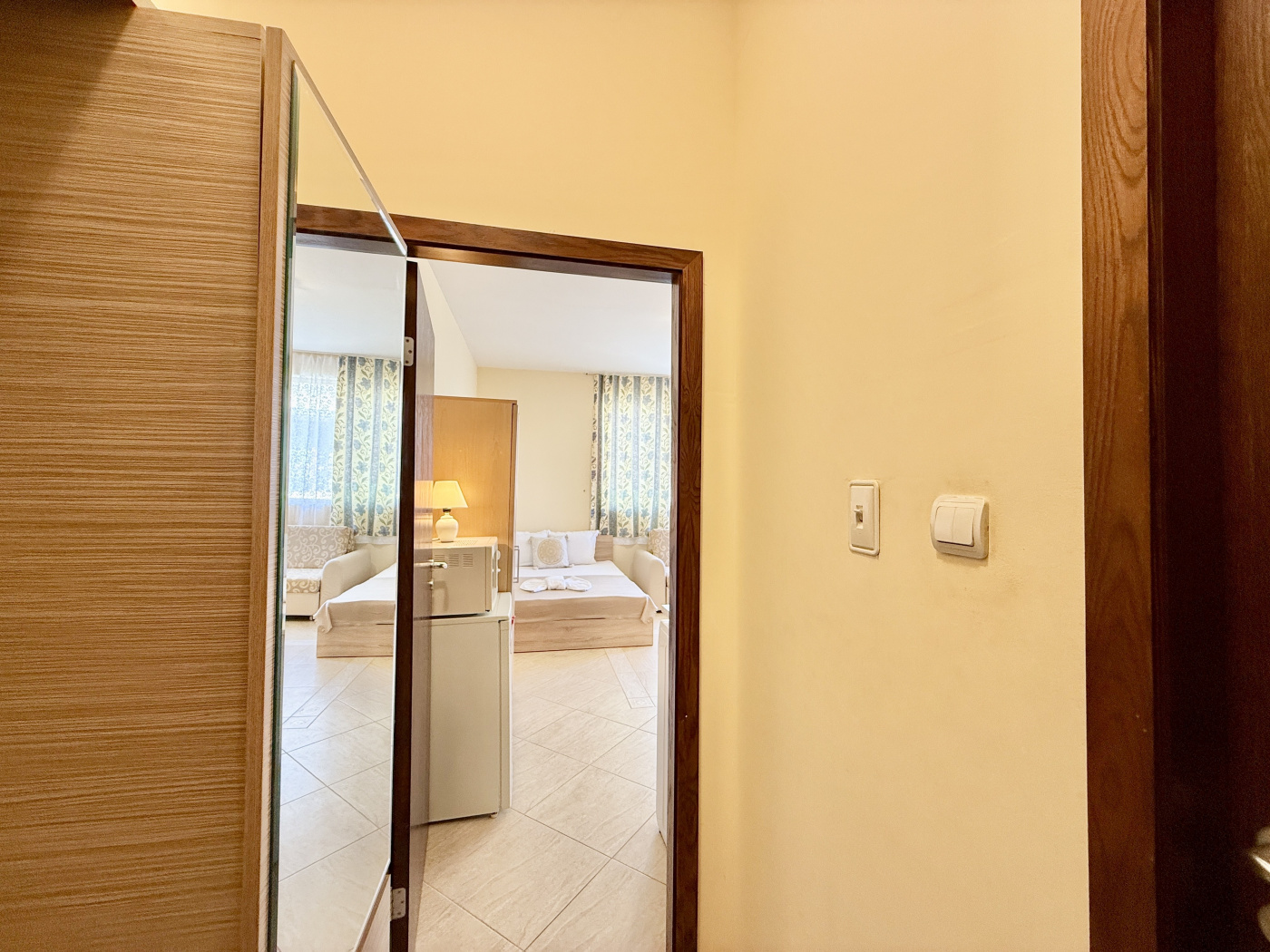 Sunny Sea Palace апартамент 411